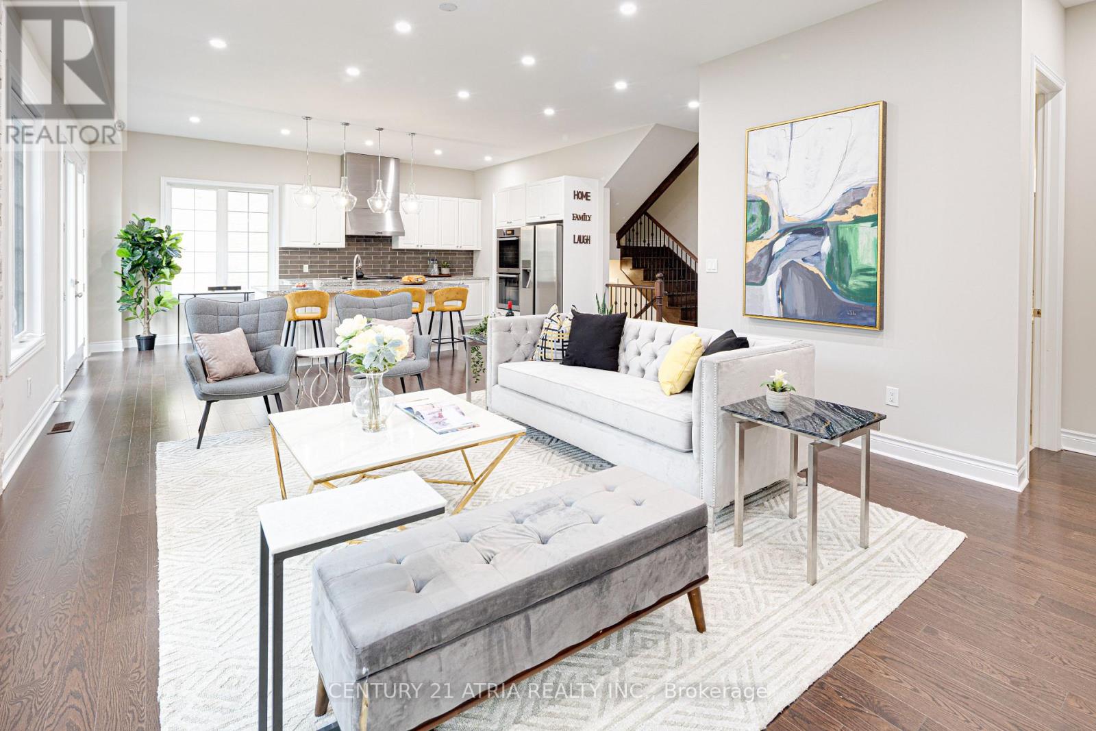 19 MATCH POINT COURT, Aurora, Ontario