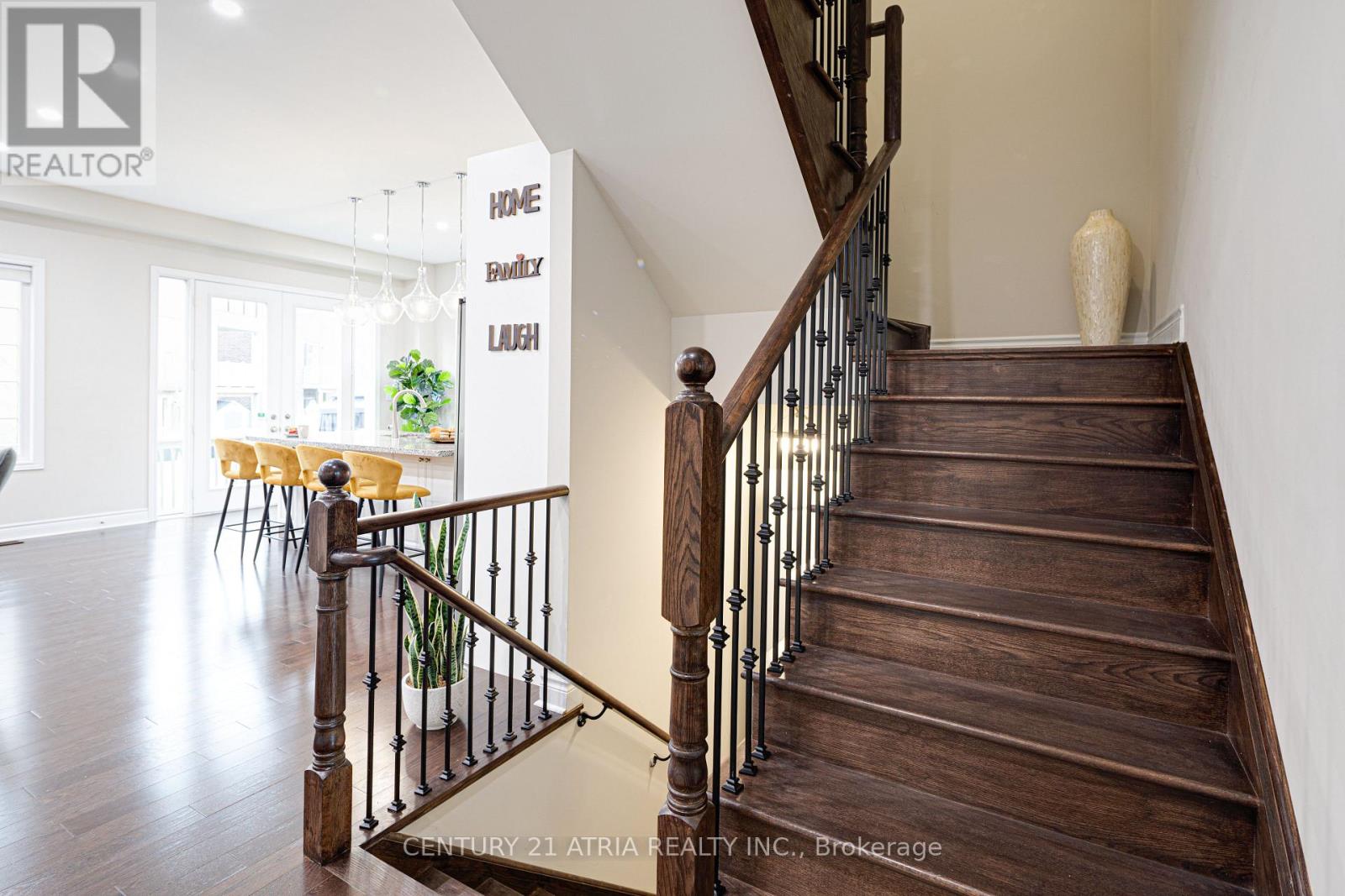 19 Match Point Court, Aurora, Ontario  L4G 3J1 - Photo 16 - N12574416