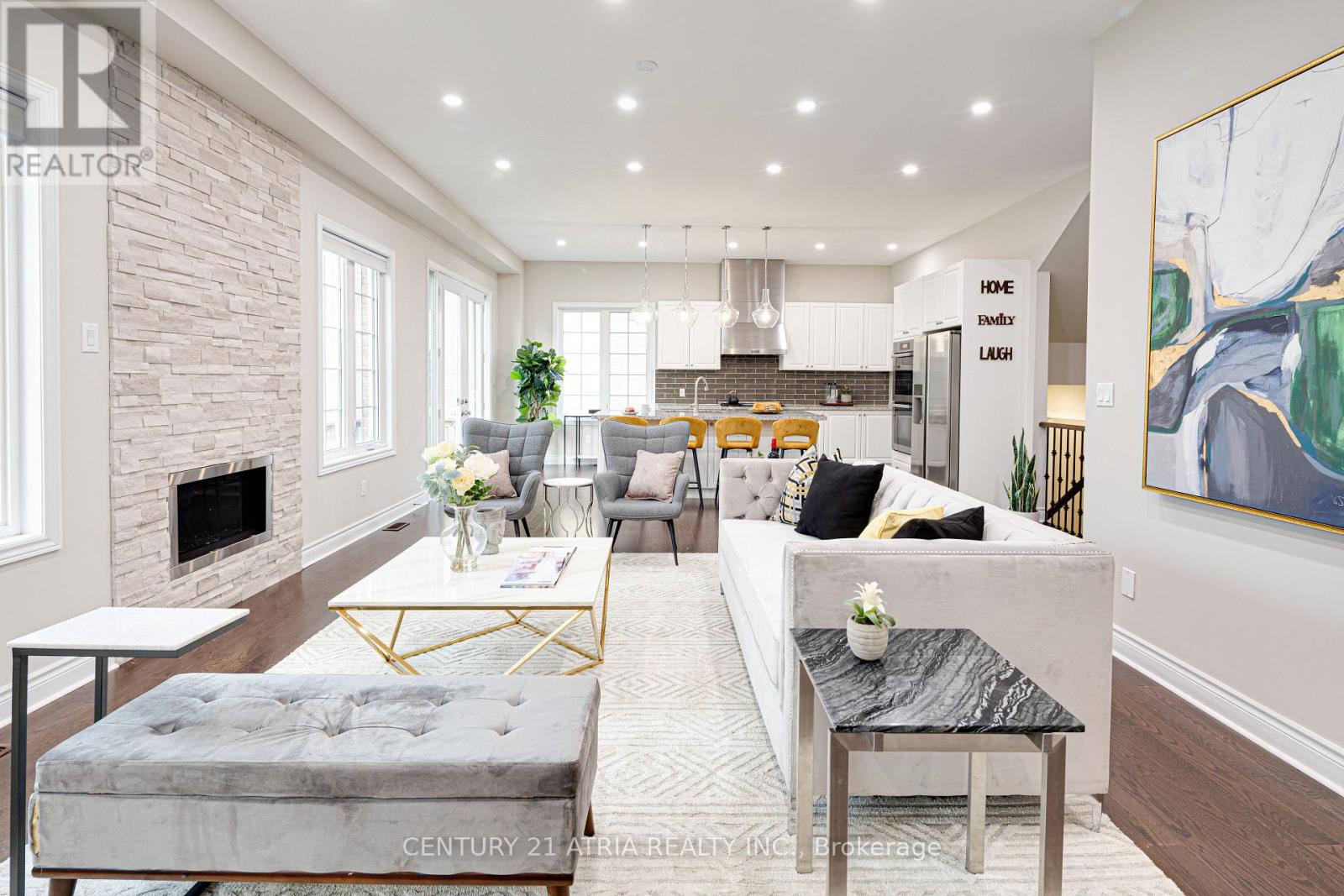 19 Match Point Court, Aurora, Ontario  L4G 3J1 - Photo 4 - N12574416