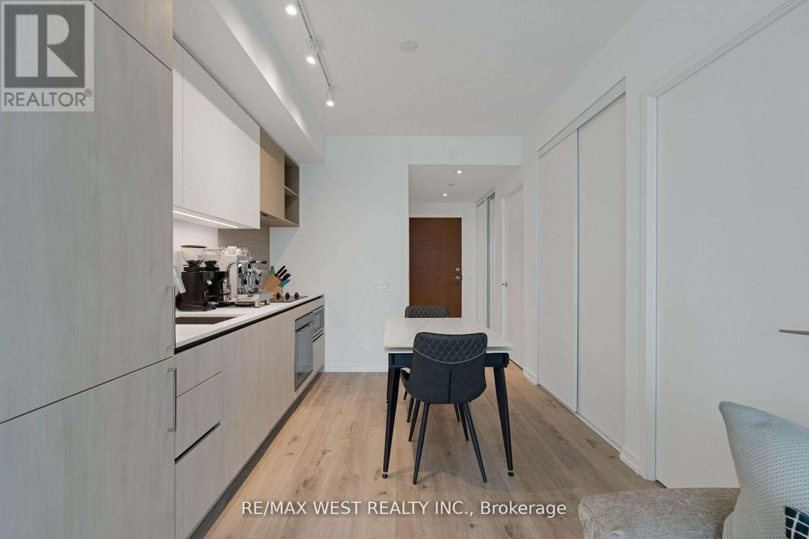 2203 - 7890 Jane Street, Vaughan, Ontario  L4K 0K9 - Photo 11 - N12574422