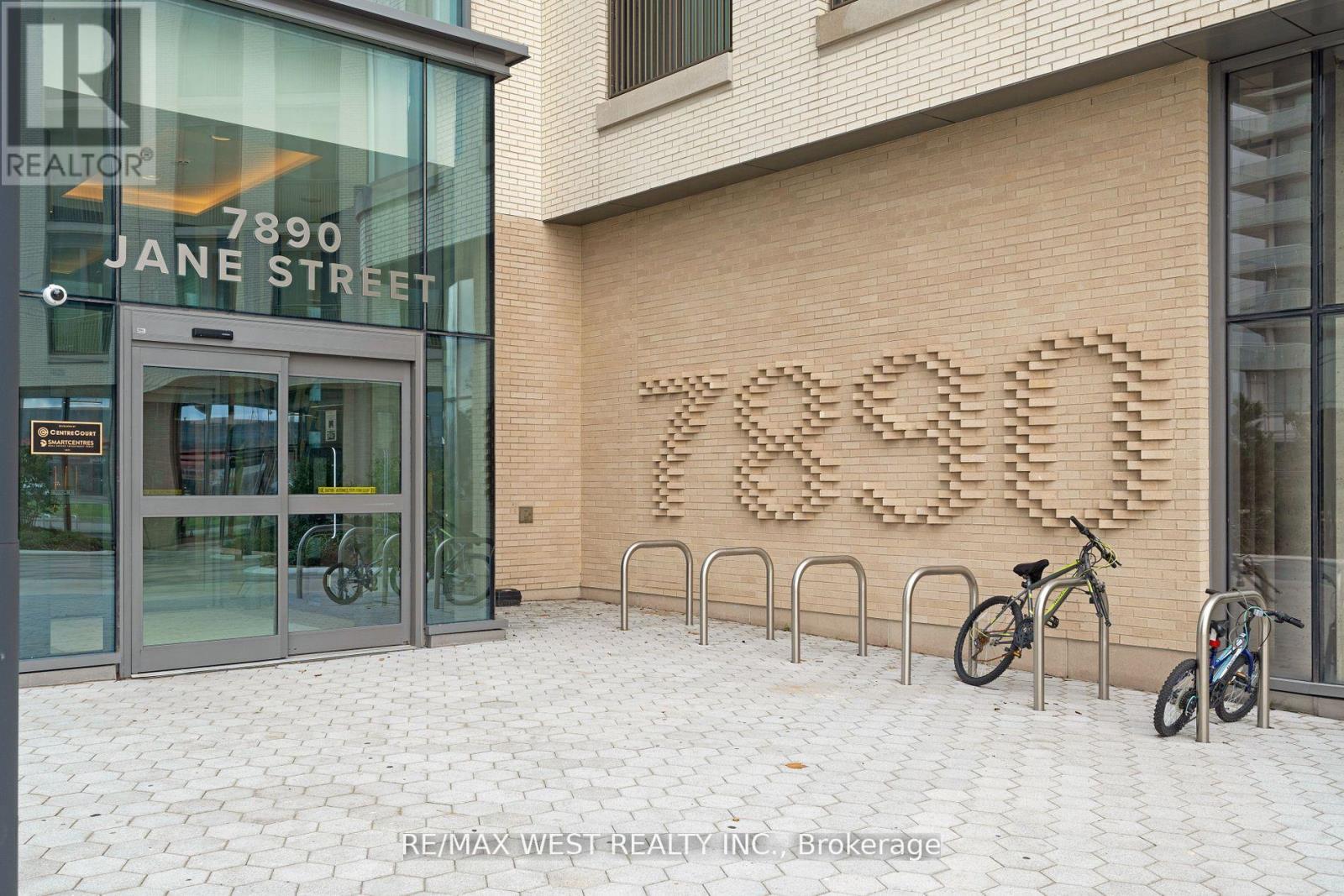 2203 - 7890 Jane Street, Vaughan, Ontario  L4K 0K9 - Photo 3 - N12574422