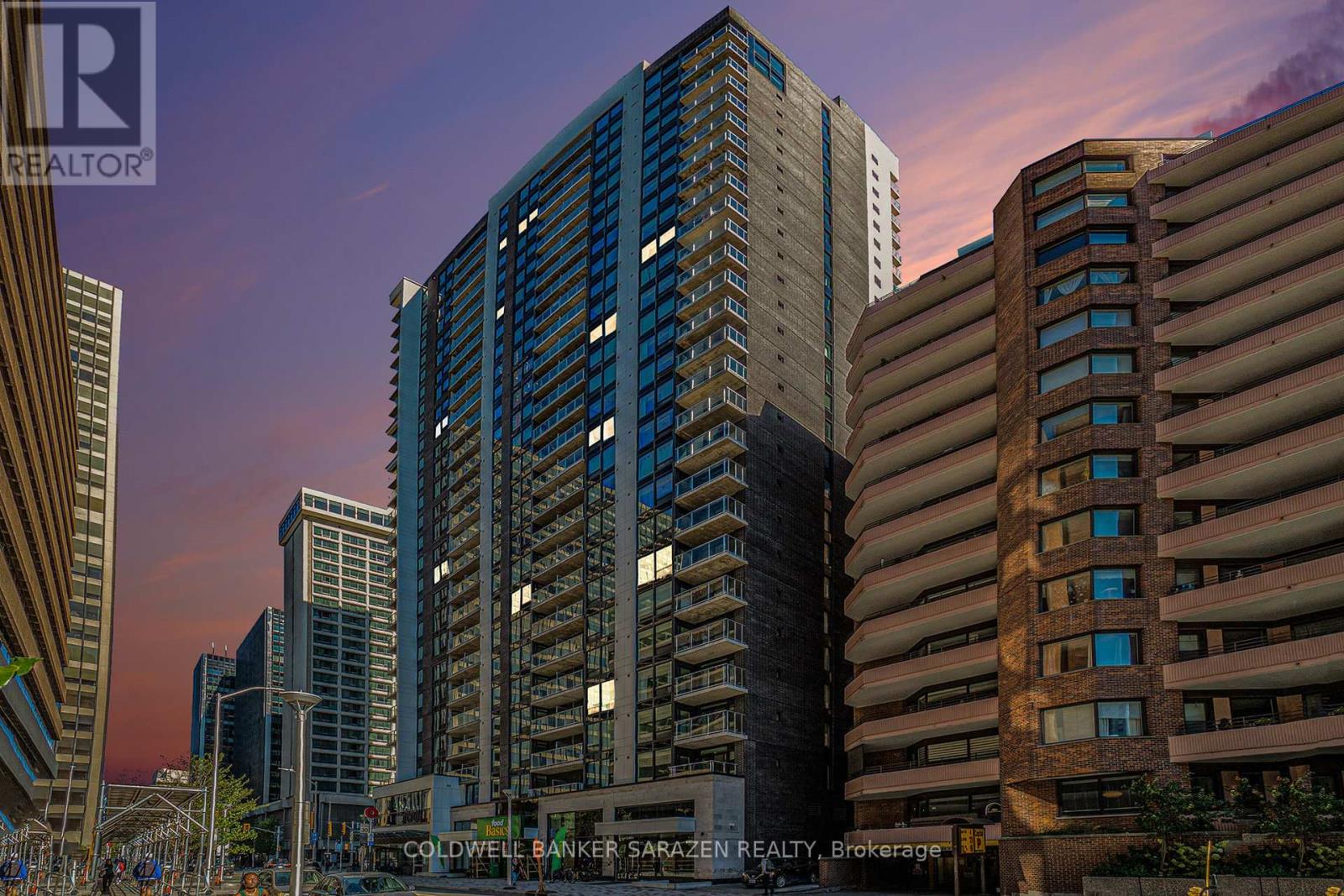 1902 - 340 Queen Street, Ottawa, Ontario  K1R 0G1 - Photo 2 - X12429939