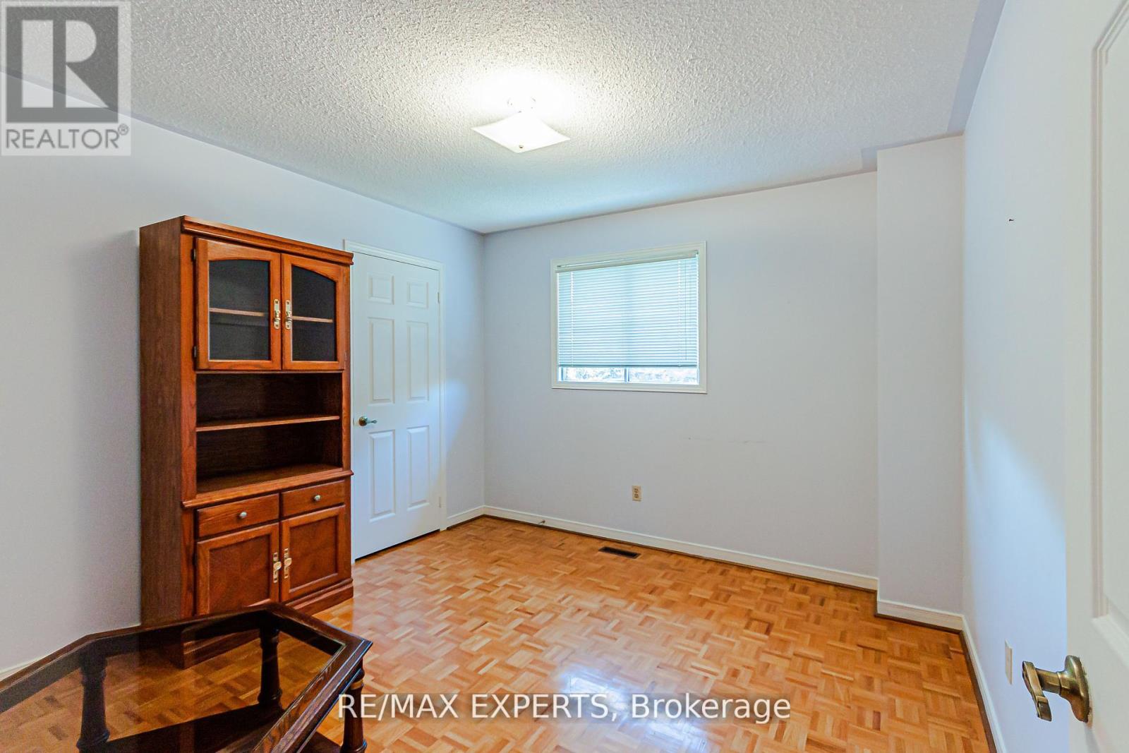 100 Nimbus Place, Vaughan, Ontario  L4L 1Z7 - Photo 12 - N12574508