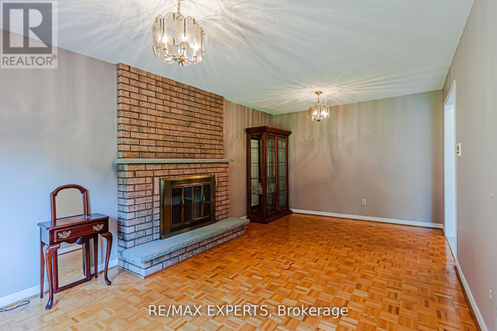 100 Nimbus Place, Vaughan, Ontario  L4L 1Z7 - Photo 23 - N12574508