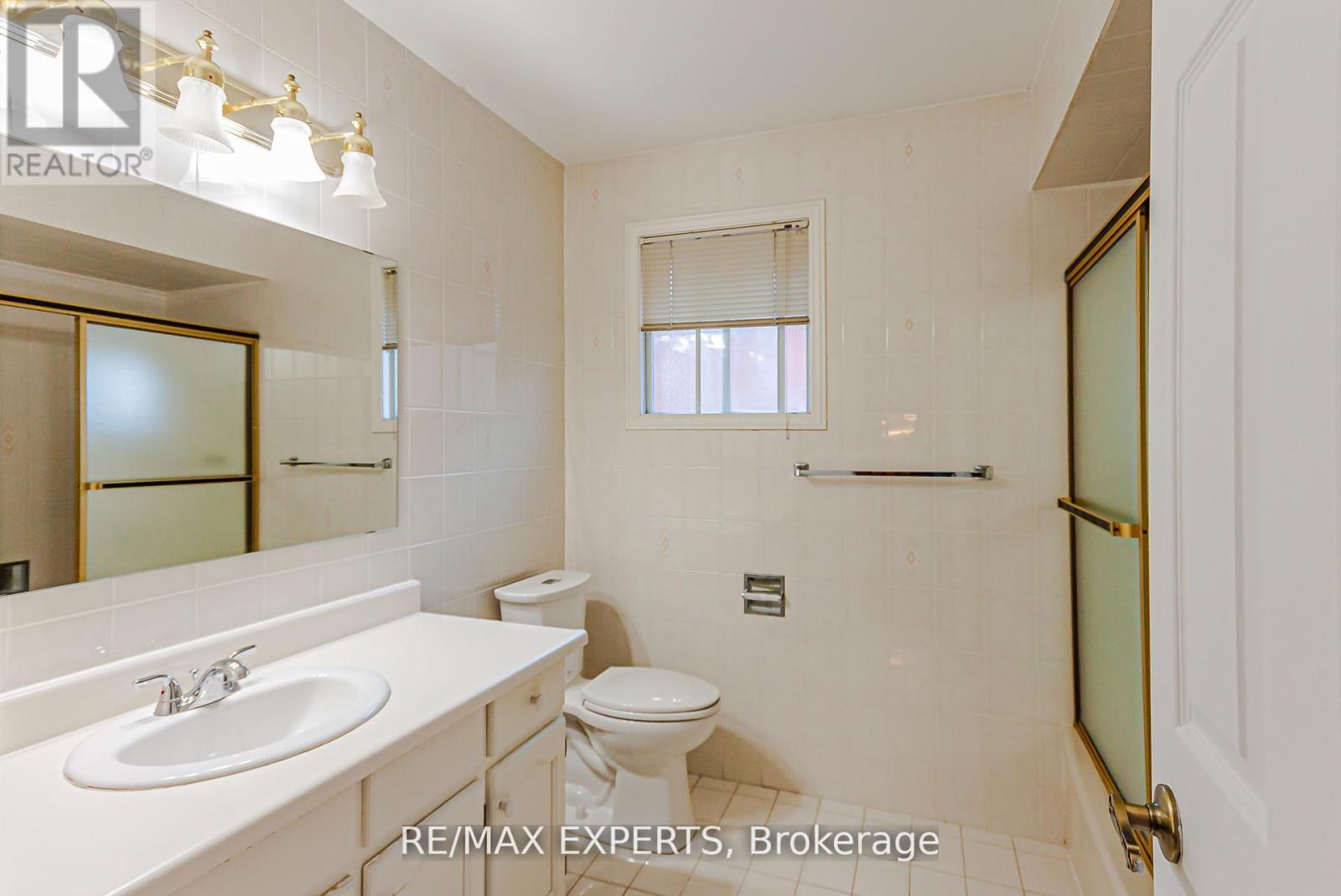 100 Nimbus Place, Vaughan, Ontario  L4L 1Z7 - Photo 28 - N12574508