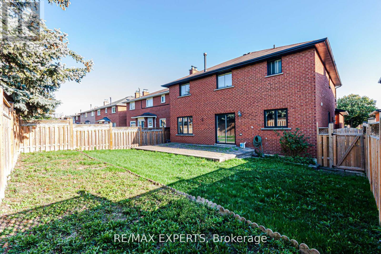 100 Nimbus Place, Vaughan, Ontario  L4L 1Z7 - Photo 43 - N12574508