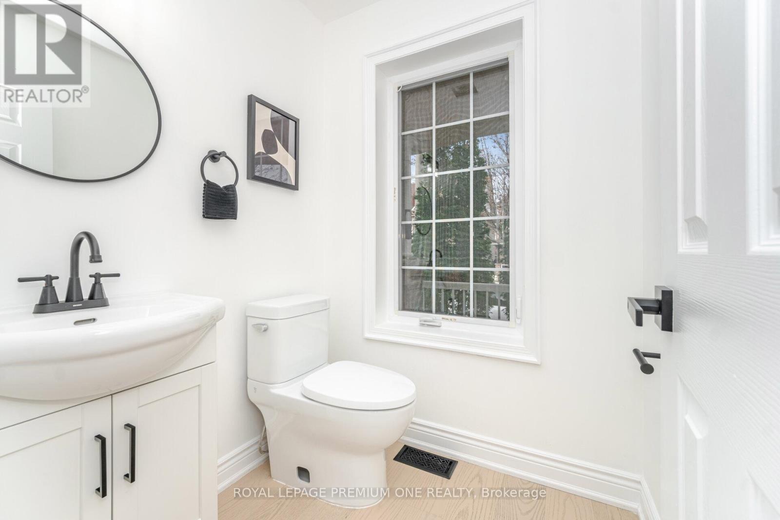 224 Hollywood Hill Circle, Vaughan, Ontario  L4H 2P7 - Photo 22 - N12574566