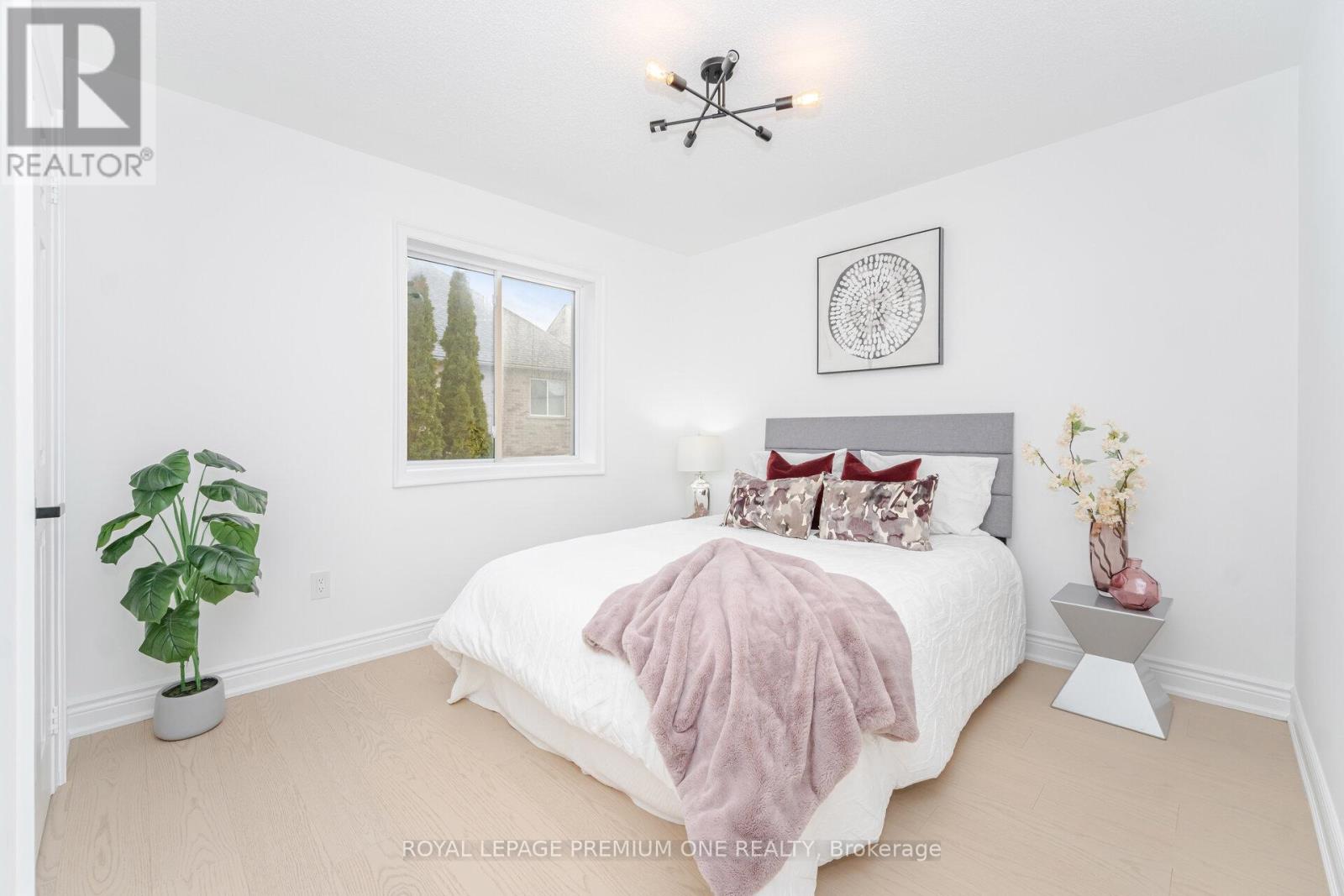 224 Hollywood Hill Circle, Vaughan, Ontario  L4H 2P7 - Photo 36 - N12574566