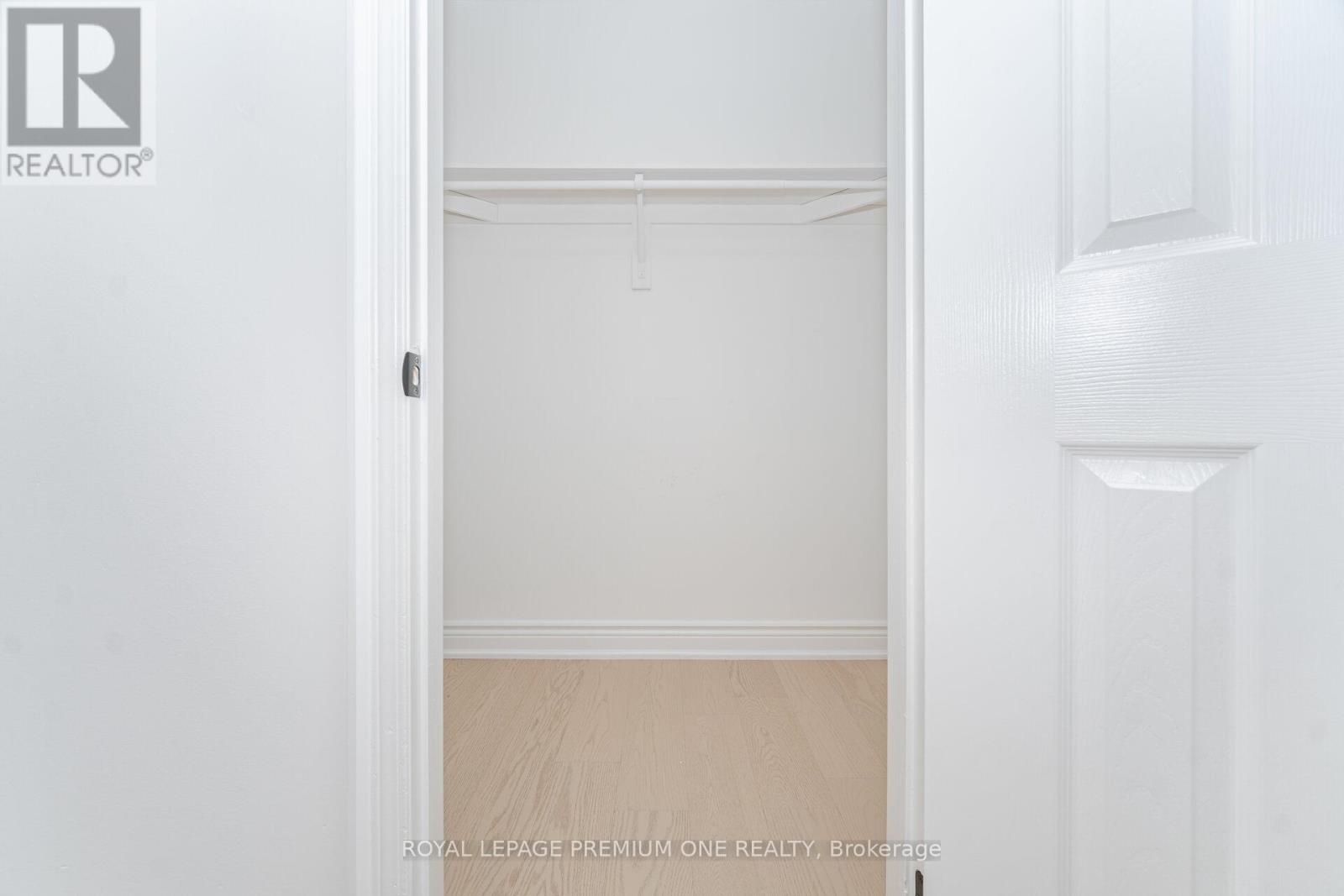 224 Hollywood Hill Circle, Vaughan, Ontario  L4H 2P7 - Photo 38 - N12574566