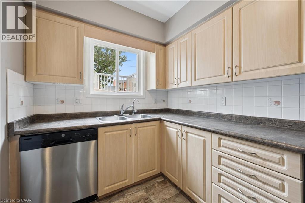 50 Howe Drive Unit# 19c, Kitchener, Ontario  N2E 0A3 - Photo 13 - 40773026