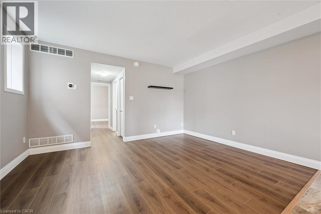 50 Howe Drive Unit# 19c, Kitchener, Ontario  N2E 0A3 - Photo 7 - 40773026