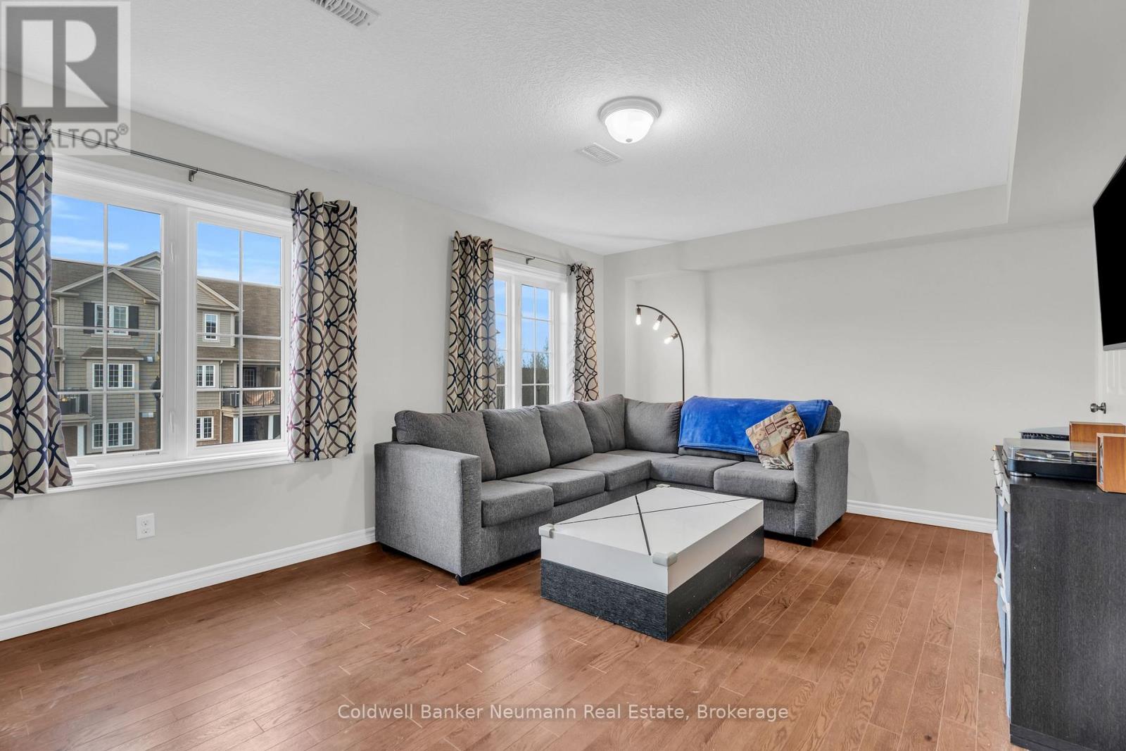 A - 644 Woodlawn Road E, Guelph, Ontario N1E 0K4 - Photo 2 - X12574634