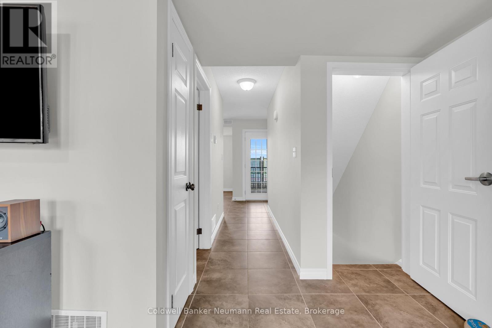 A - 644 Woodlawn Road E, Guelph, Ontario N1E 0K4 - Photo 6 - X12574634