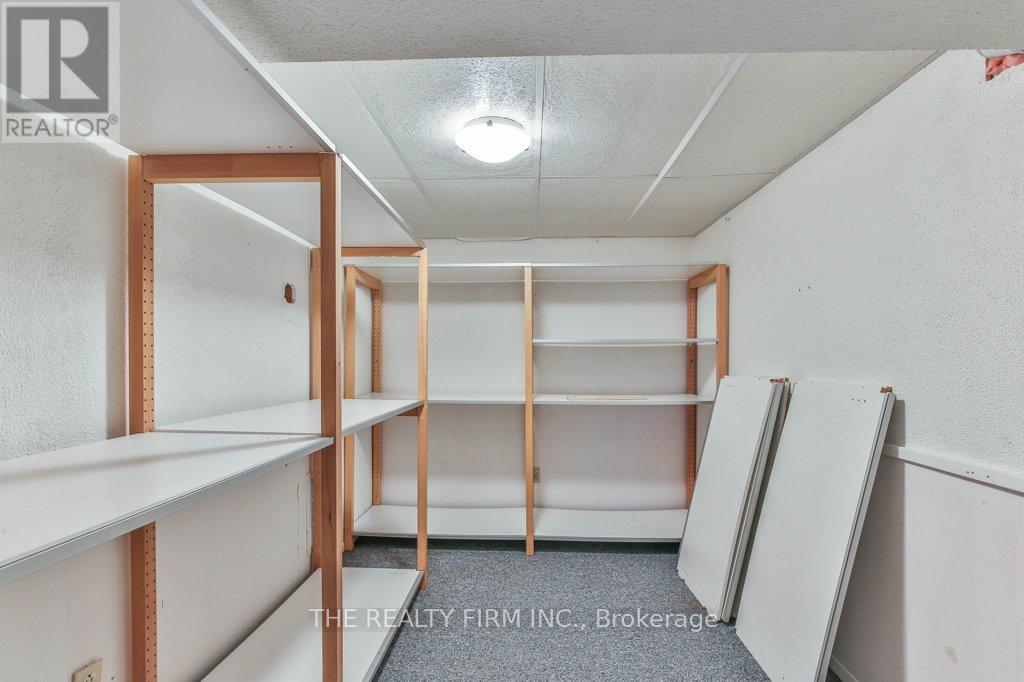 56 Toulon Crescent, London East, Ontario  N5V 1J5 - Photo 33 - X12574660