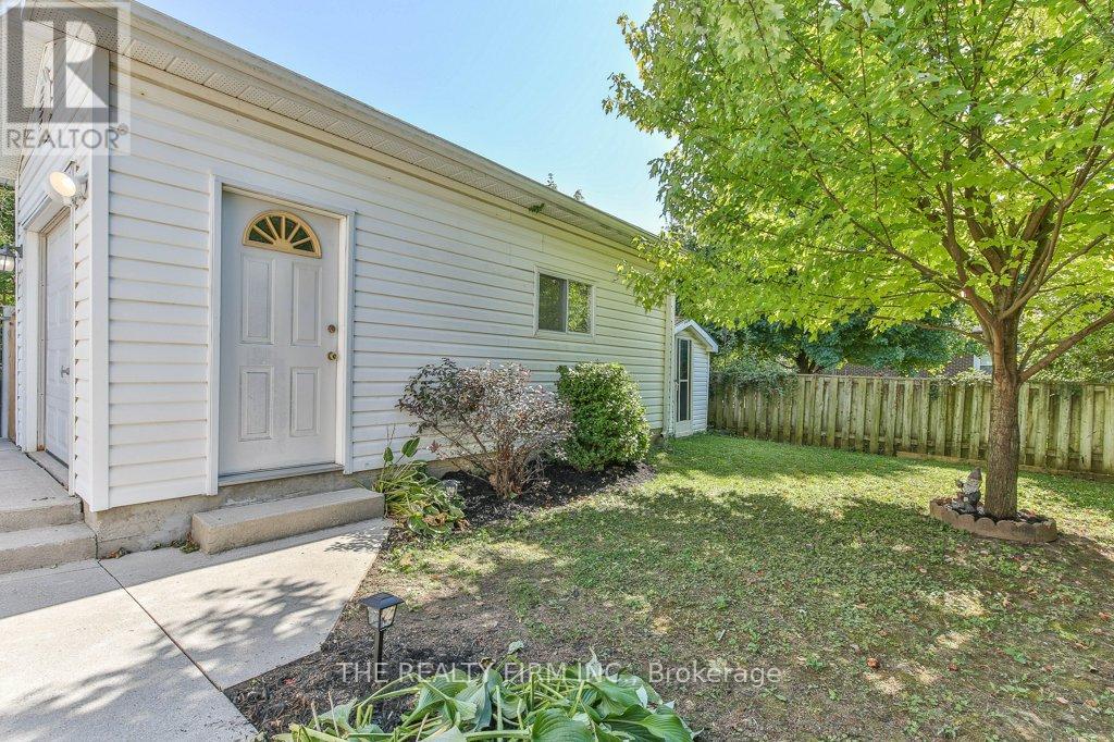 56 Toulon Crescent, London East, Ontario  N5V 1J5 - Photo 42 - X12574660