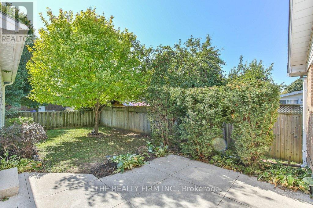 56 Toulon Crescent, London East, Ontario  N5V 1J5 - Photo 46 - X12574660