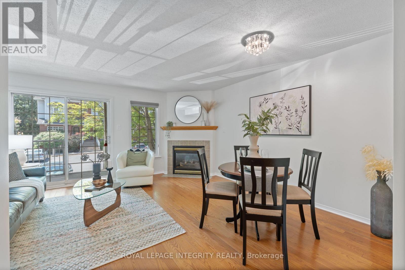 E - 108 Centrepointe Drive, Ottawa, Ontario  K2G 6K3 - Photo 5 - X12574650