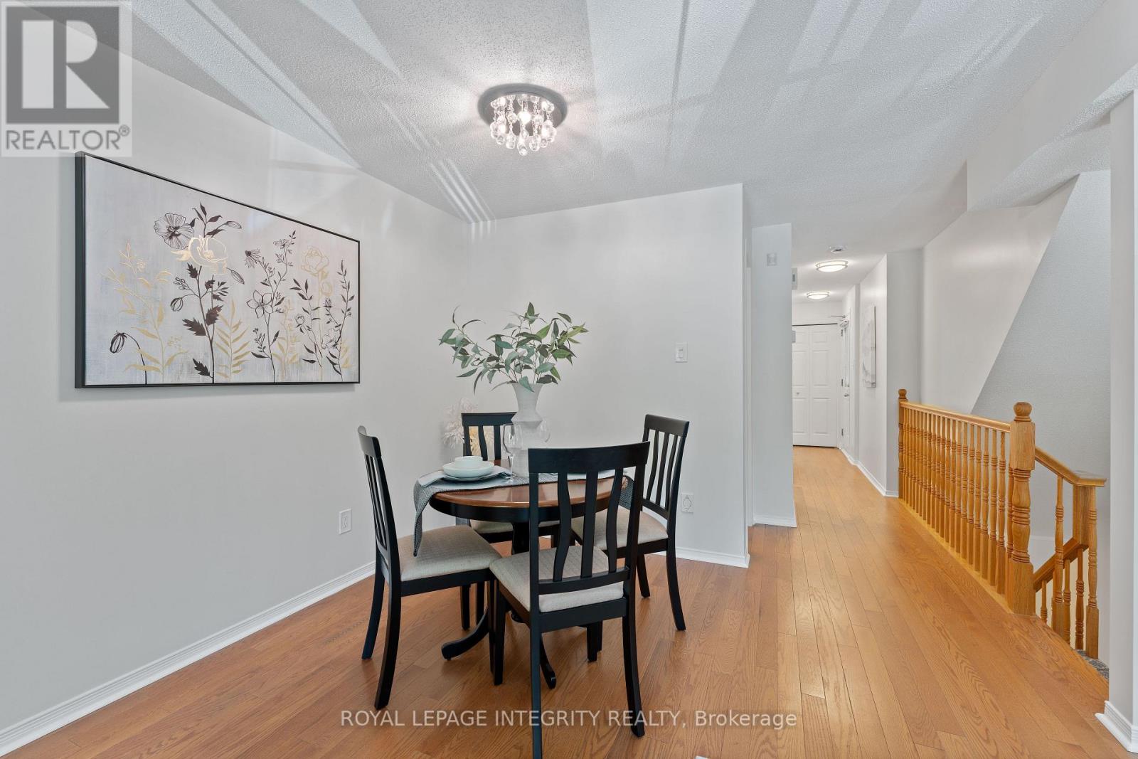 E - 108 Centrepointe Drive, Ottawa, Ontario  K2G 6K3 - Photo 7 - X12574650