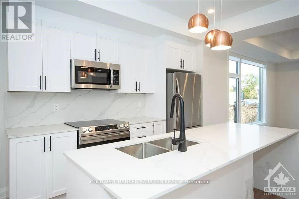 8 - 15 Monk Street, Ottawa, Ontario  K1S 3Y5 - Photo 4 - X12574652