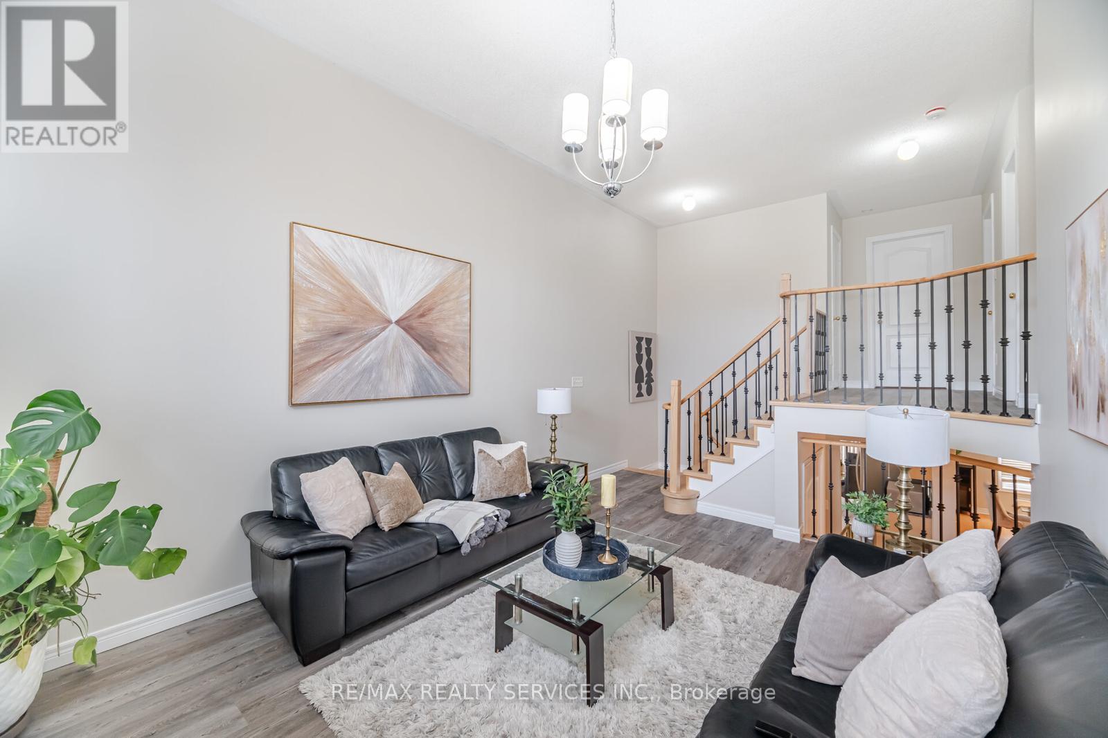 34 Bramoak Crescent, Brampton, Ontario  L7A 1T6 - Photo 15 - W12574324