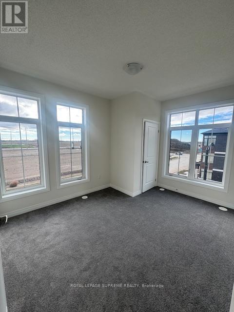 89 Blue Pond Drive, Brampton, Ontario  L7A 0B8 - Photo 14 - W12574378