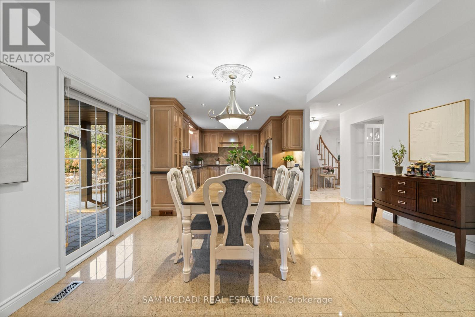 22 Richdale Court, Toronto, Ontario  M9B 5Y9 - Photo 13 - W12574394