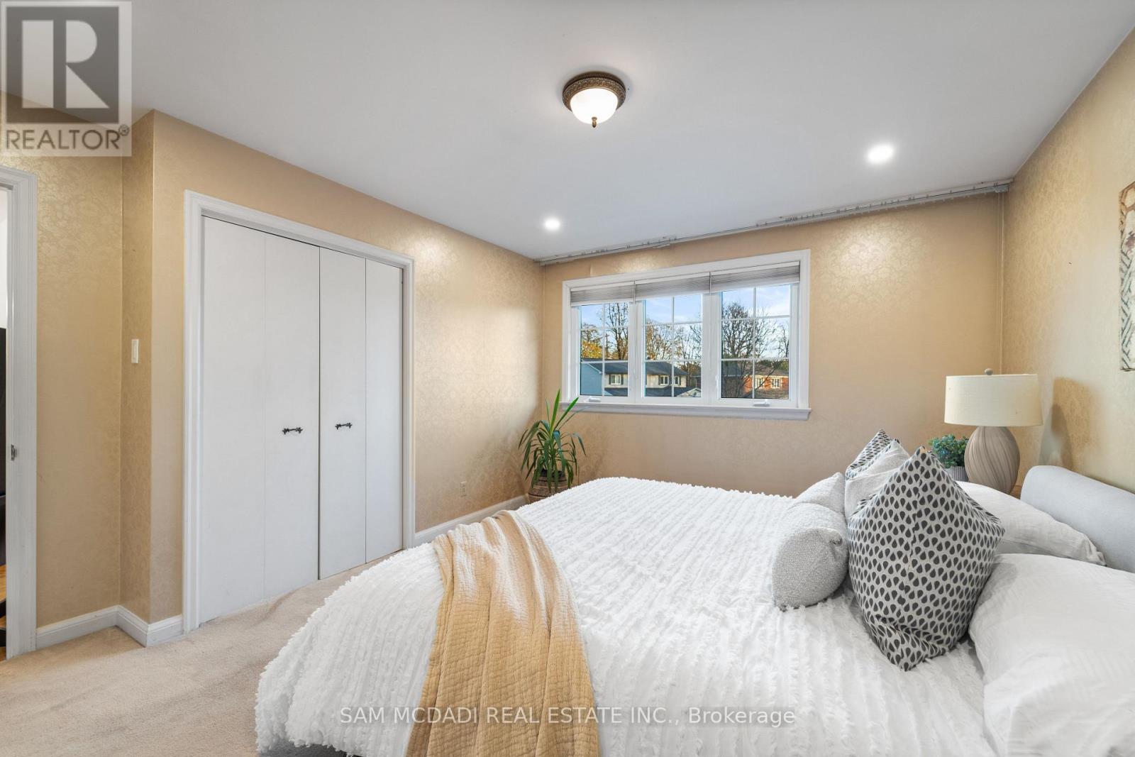 22 Richdale Court, Toronto, Ontario  M9B 5Y9 - Photo 25 - W12574394