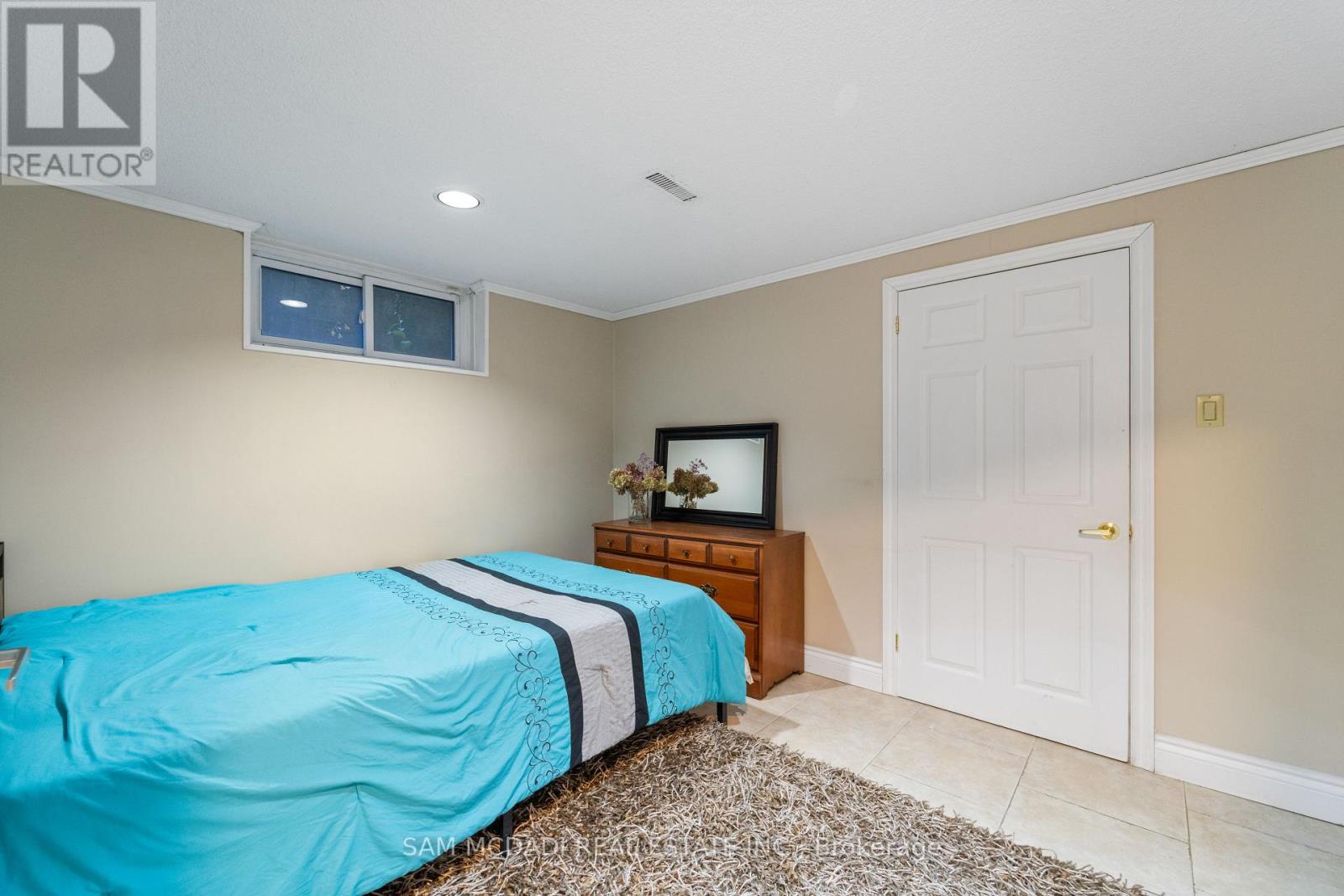 22 Richdale Court, Toronto, Ontario  M9B 5Y9 - Photo 37 - W12574394