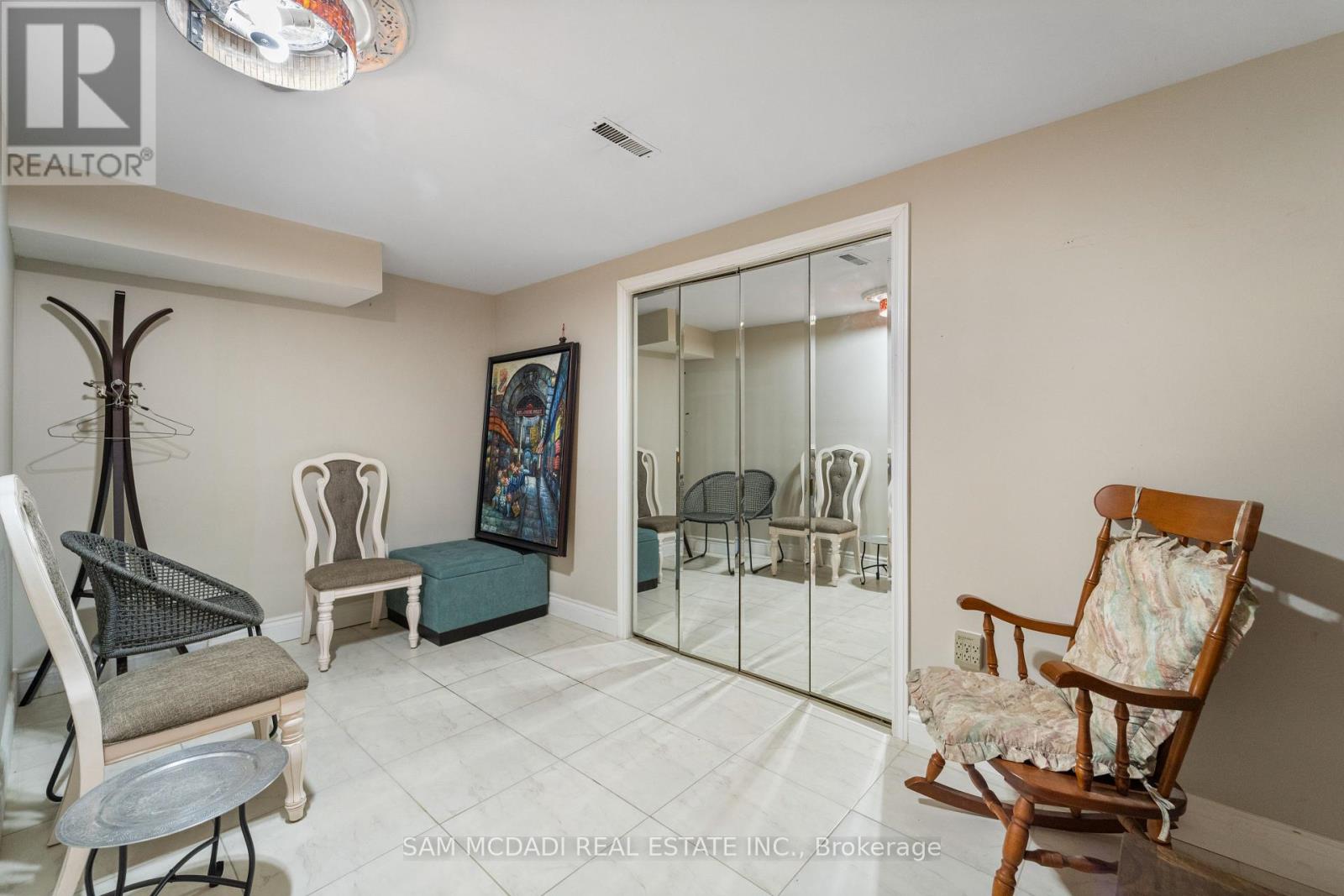 22 Richdale Court, Toronto, Ontario  M9B 5Y9 - Photo 38 - W12574394