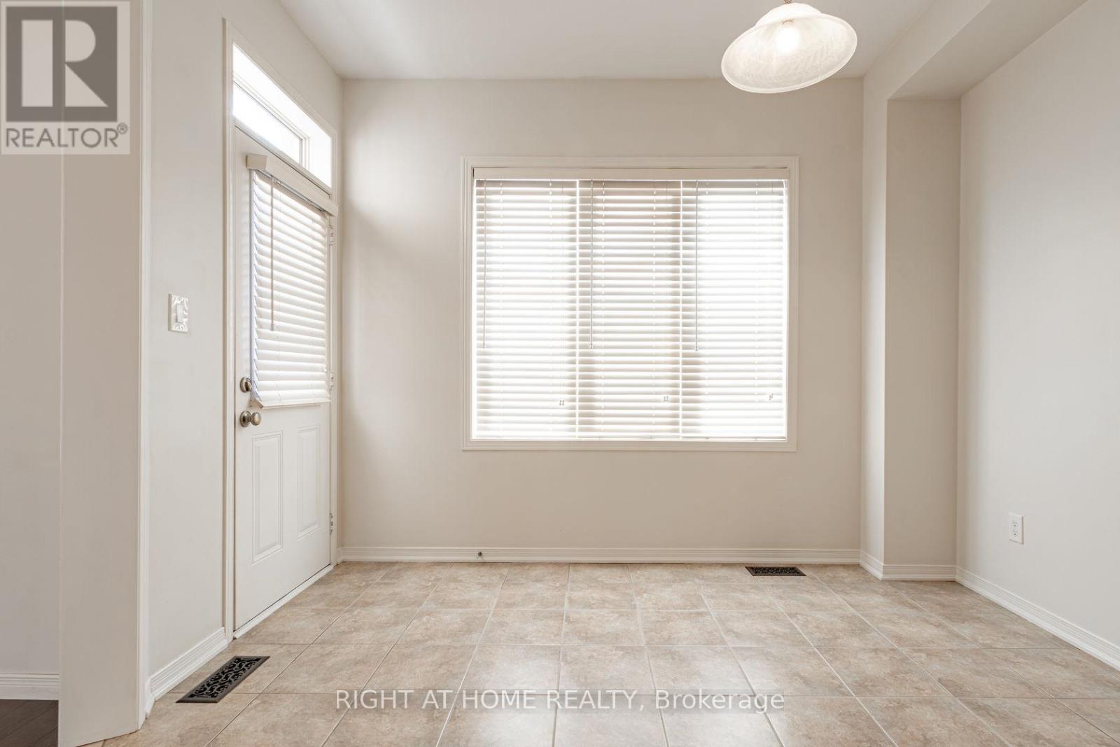 3062 Janice Drive, Oakville, Ontario  L6M 0S7 - Photo 14 - W12574408