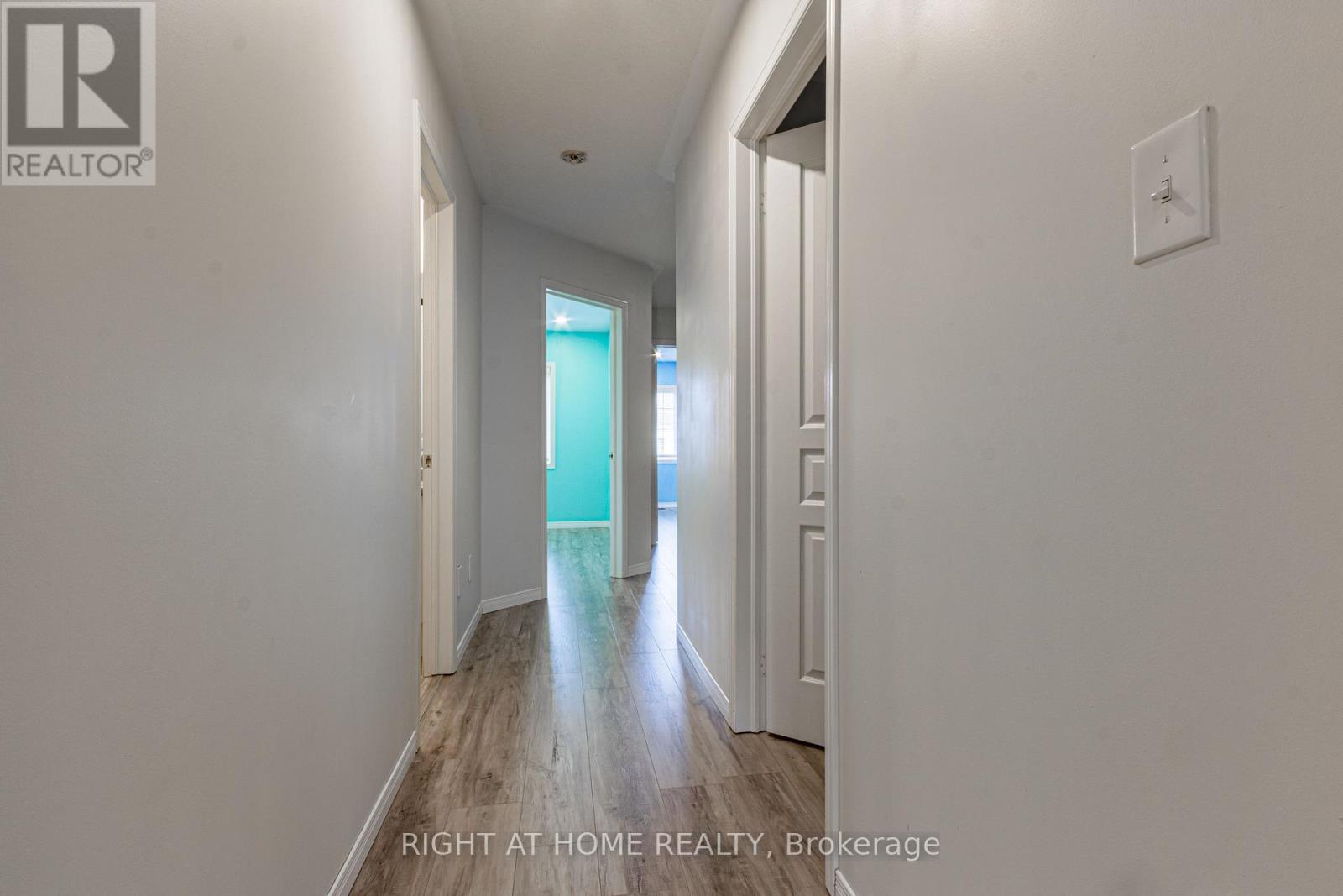 3062 Janice Drive, Oakville, Ontario  L6M 0S7 - Photo 17 - W12574408