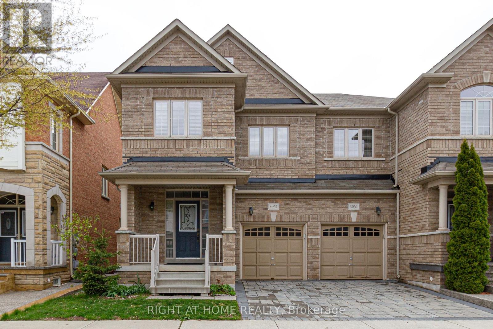 3062 Janice Drive, Oakville, Ontario  L6M 0S7 - Photo 2 - W12574408