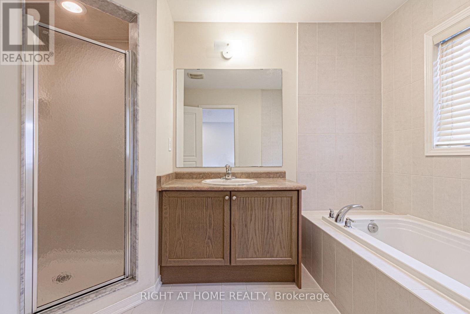 3062 Janice Drive, Oakville, Ontario  L6M 0S7 - Photo 21 - W12574408