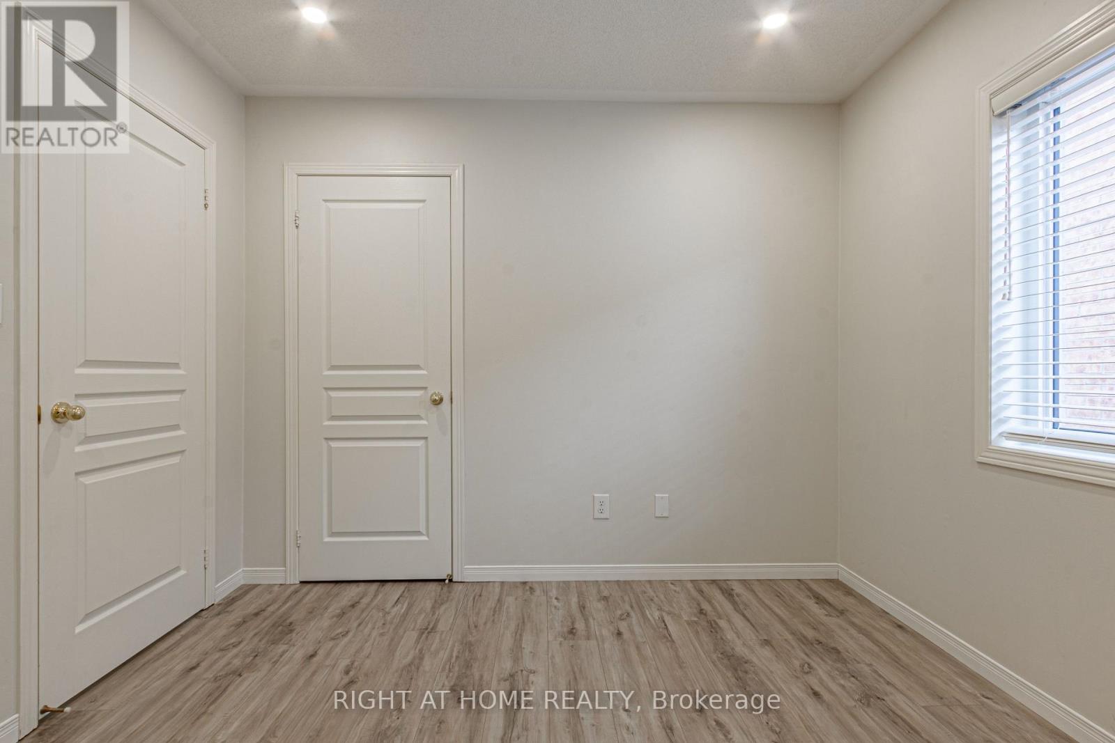 3062 Janice Drive, Oakville, Ontario  L6M 0S7 - Photo 23 - W12574408