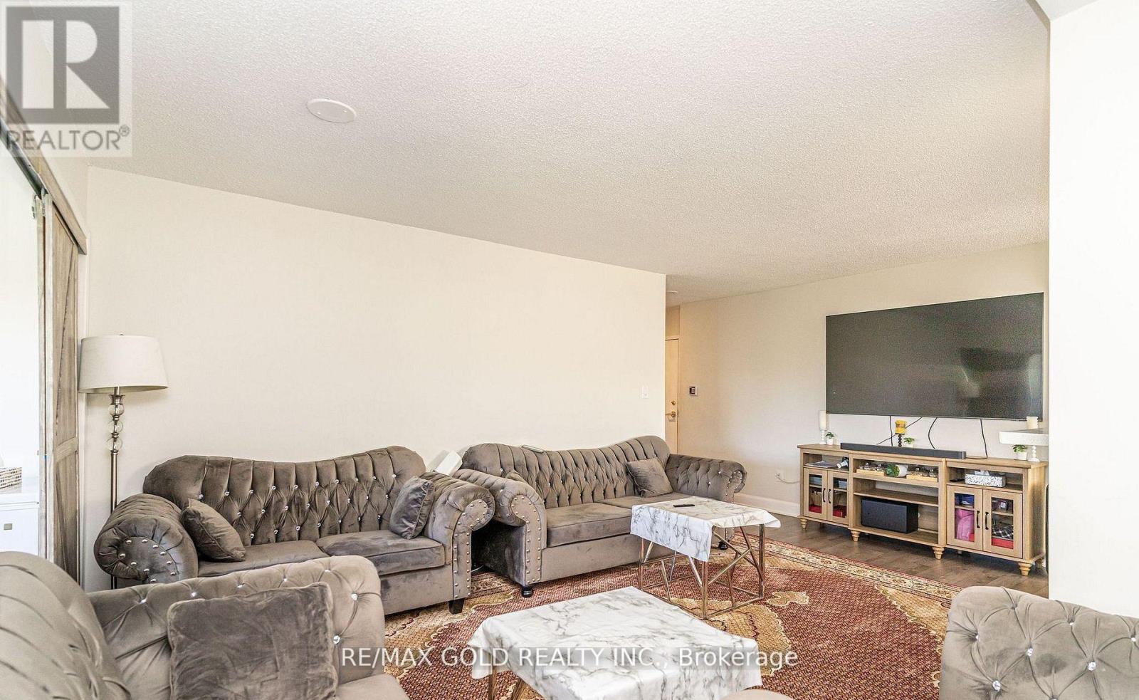 403 - 30 Malta Avenue, Brampton, Ontario  L6Y 4W6 - Photo 15 - W12574424