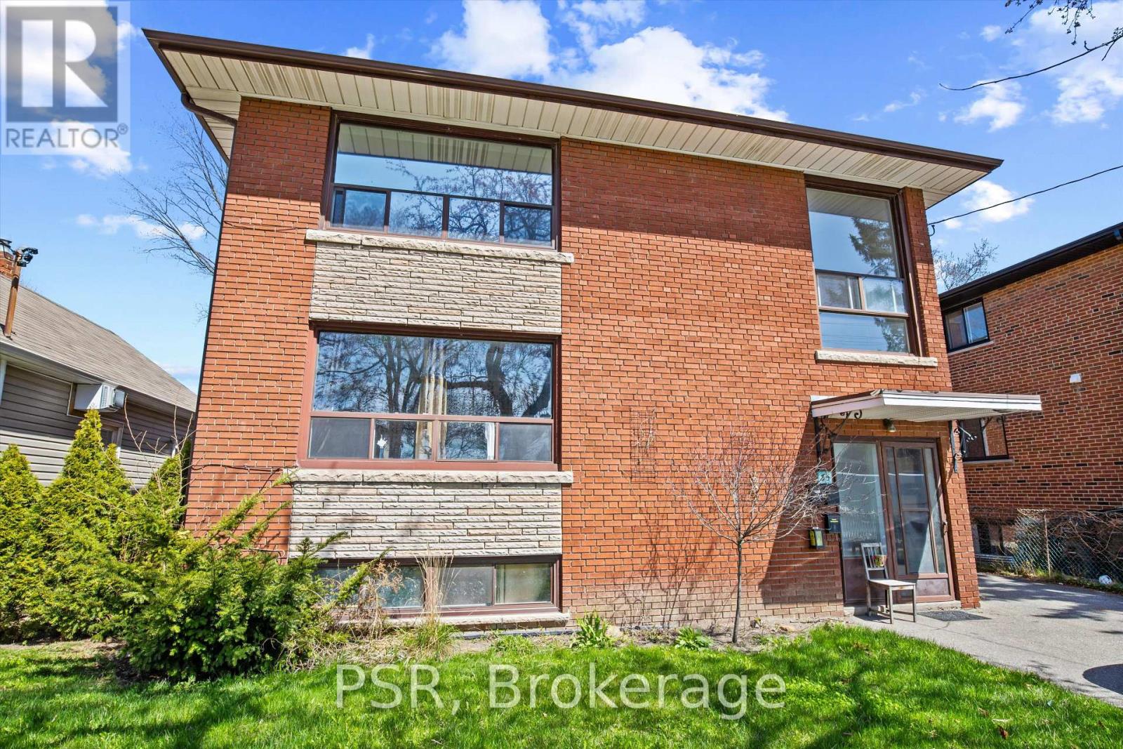 LOWER - 35 TWENTY FOURTH STREET, Toronto, Ontario