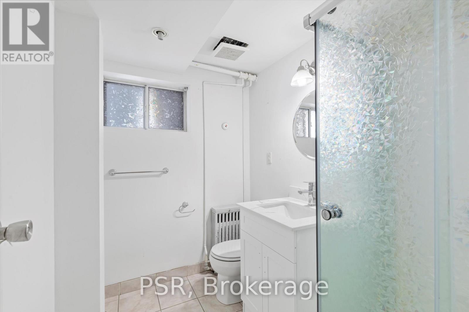 Lower - 35 Twenty Fourth Street, Toronto, Ontario  M8V 3N3 - Photo 15 - W12574540