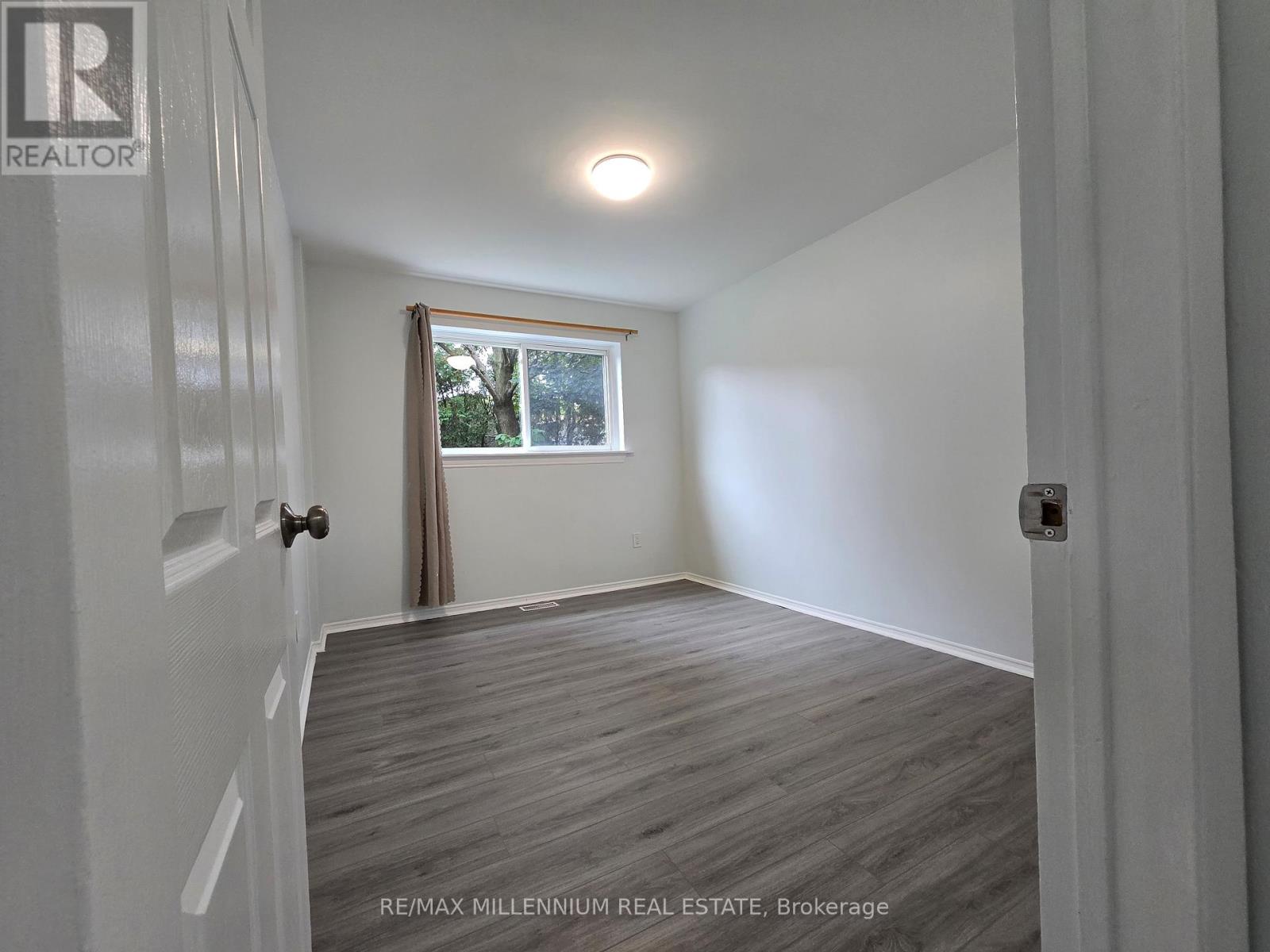 Bsmt - 144 Clarence Street, Brampton, Ontario  L6W 1S9 - Photo 4 - W12574558