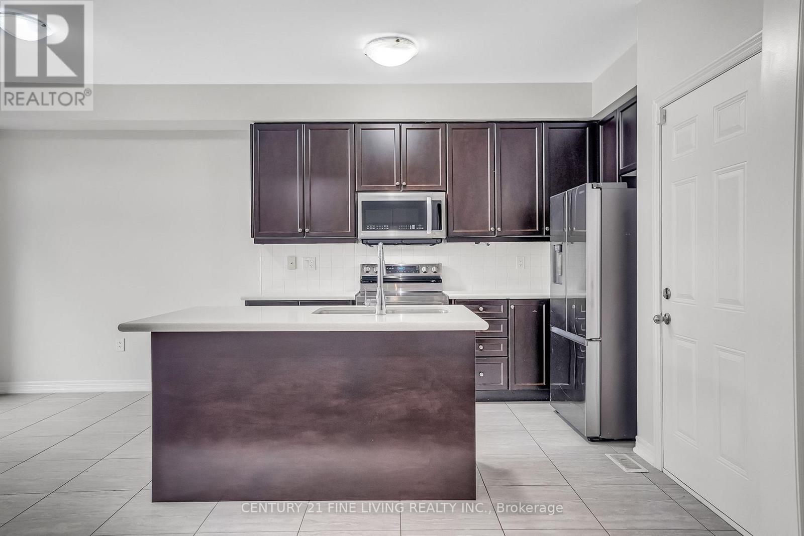 68 Killington Avenue, Vaughan, Ontario  L4H 3Z4 - Photo 18 - N12572530