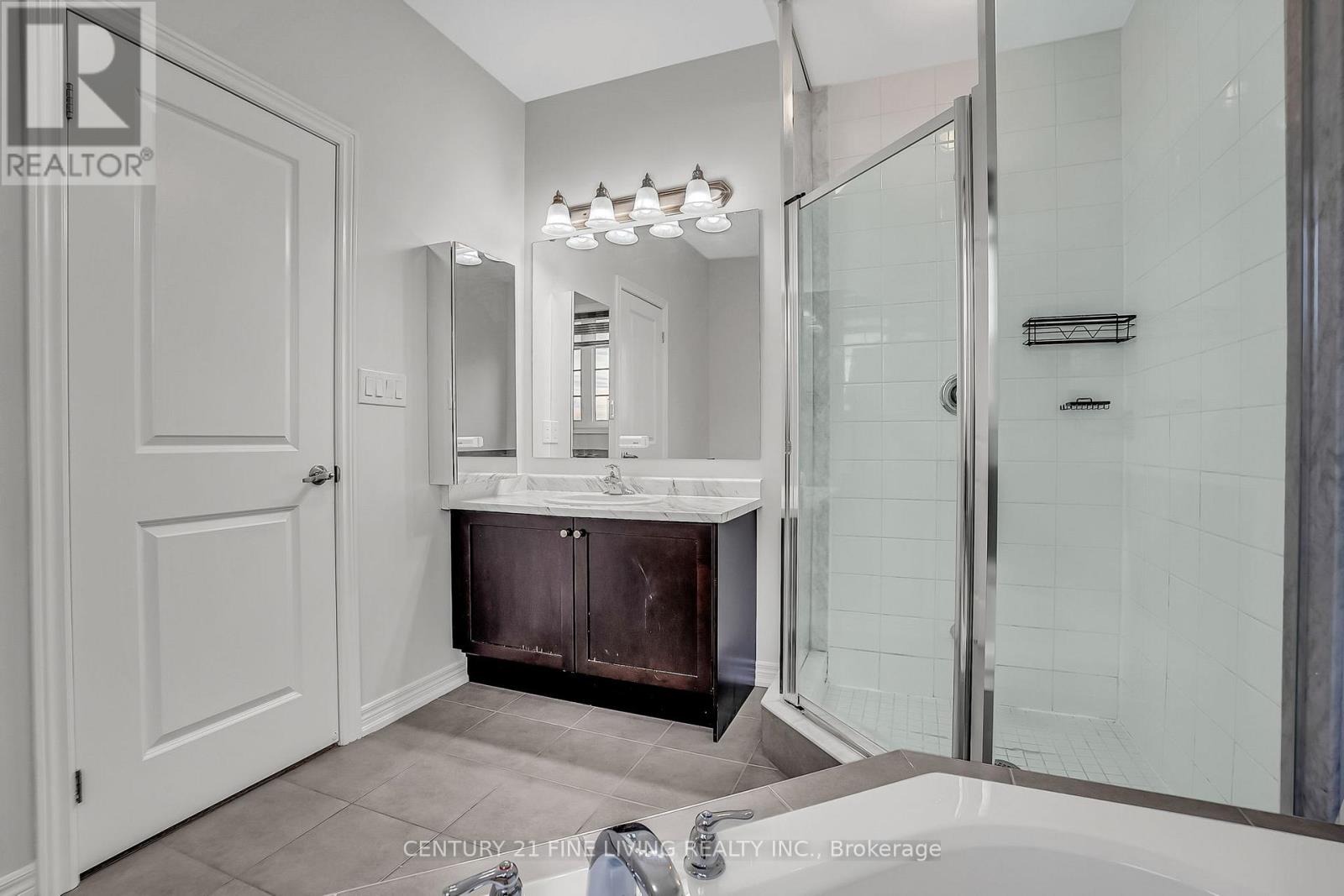 68 Killington Avenue, Vaughan, Ontario  L4H 3Z4 - Photo 32 - N12572530