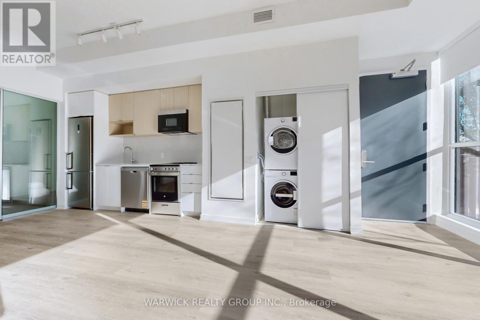 112 - 4365 Bloor Street W, Toronto, Ontario  M9C 1R3 - Photo 8 - W12529626