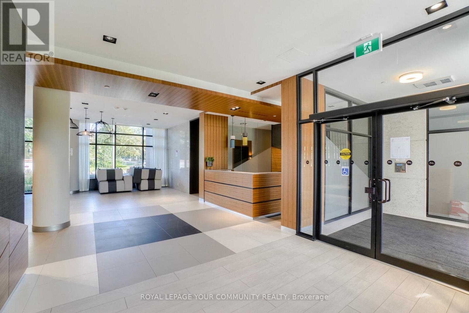 512 - 1 Neighbourhood Lane, Toronto, Ontario  M8Y 0C2 - Photo 5 - W12536526