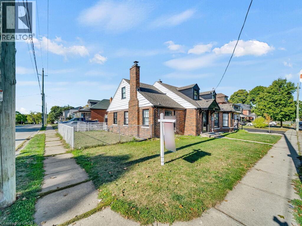 860 Vine Street, Cambridge, Ontario  N3H 2Z5 - Photo 3 - 40790399