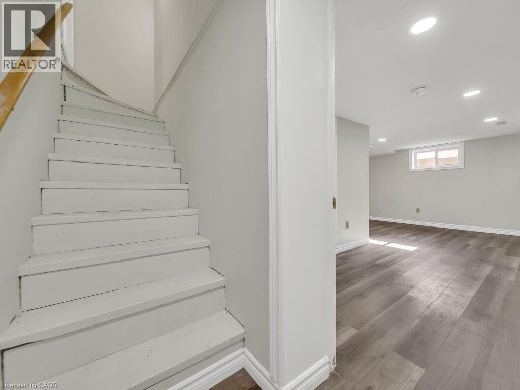 860 Vine Street, Cambridge, Ontario  N3H 2Z5 - Photo 37 - 40790399