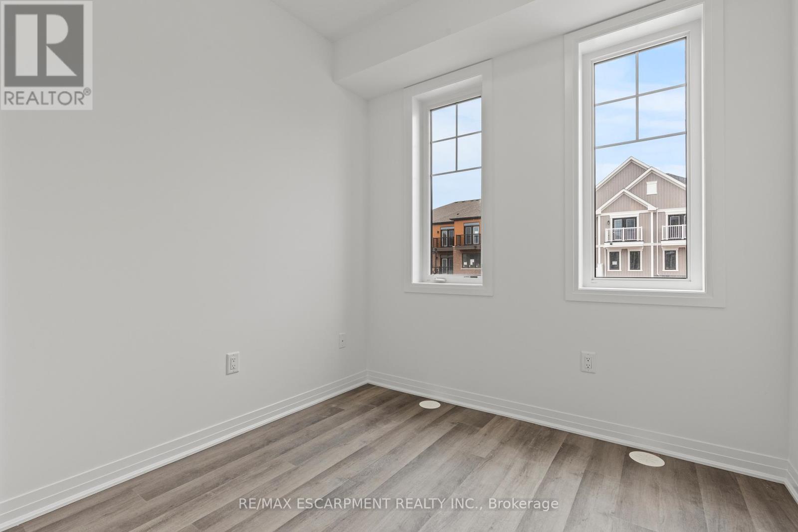 62 Pogie Drive, Welland, Ontario  L3B 6A7 - Photo 14 - X12574336