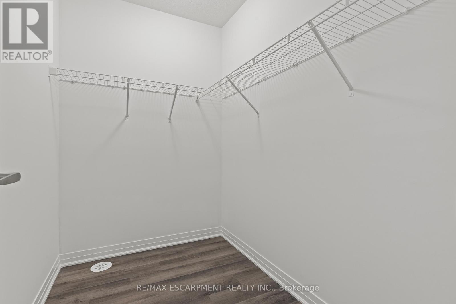 62 Pogie Drive, Welland, Ontario  L3B 6A7 - Photo 15 - X12574336