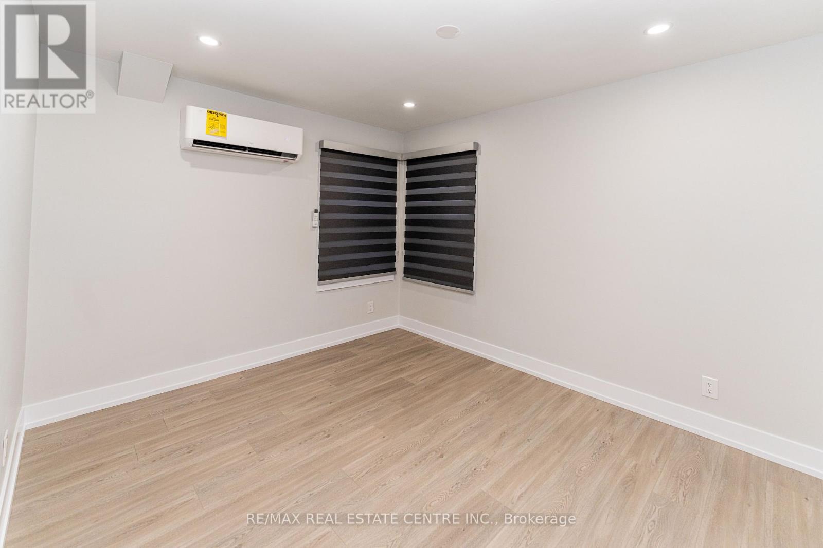 252 Grenfell Street, Hamilton, Ontario  L8H 3J9 - Photo 13 - X12574340