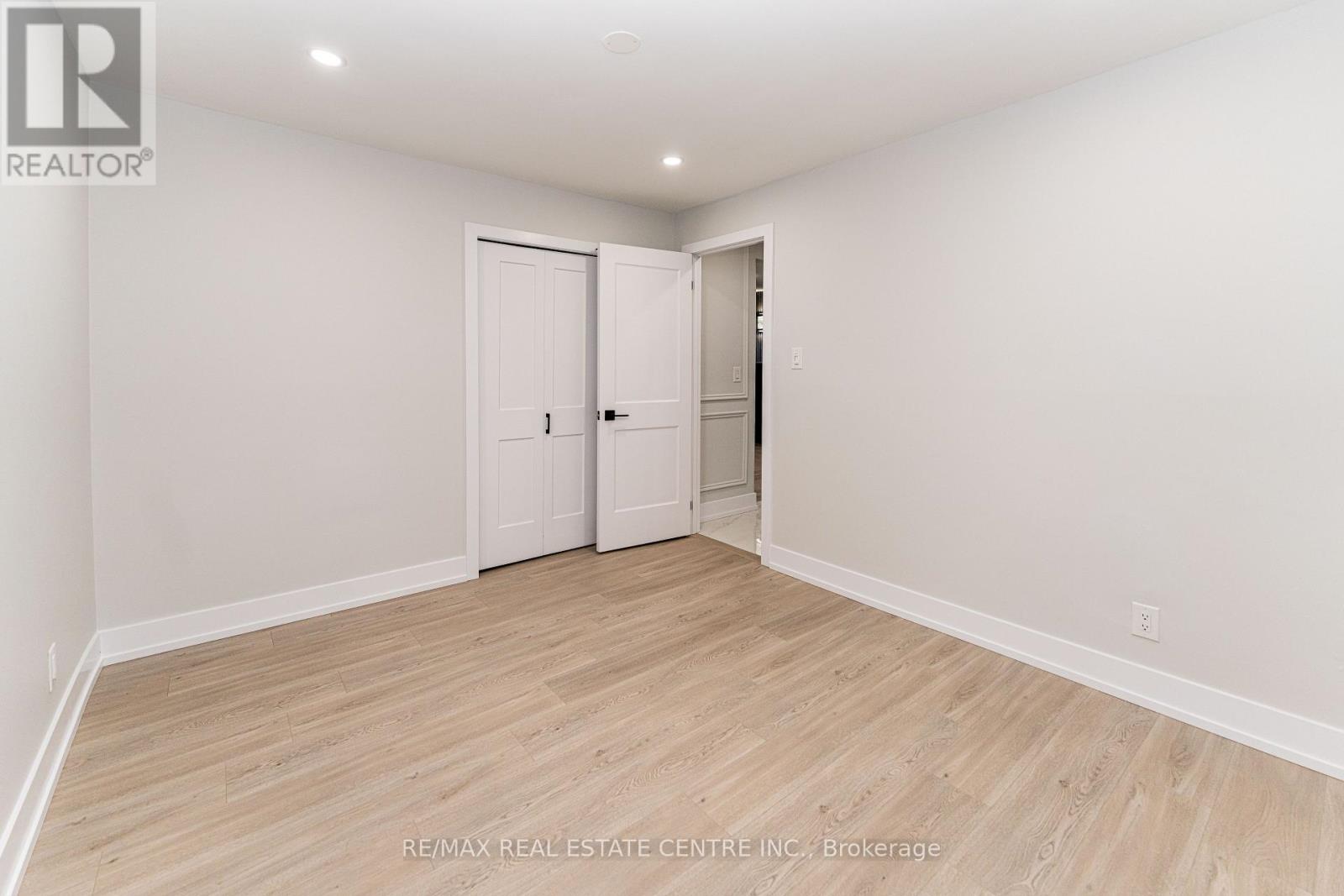 252 Grenfell Street, Hamilton, Ontario  L8H 3J9 - Photo 15 - X12574340