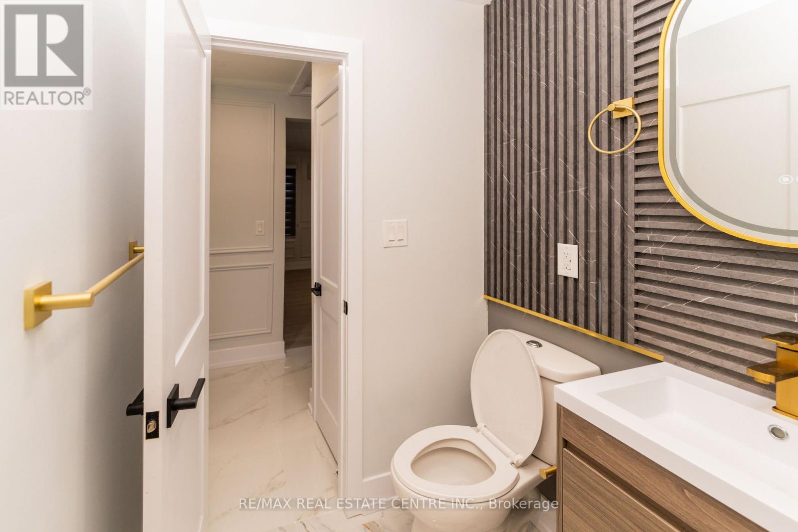 252 Grenfell Street, Hamilton, Ontario  L8H 3J9 - Photo 17 - X12574340