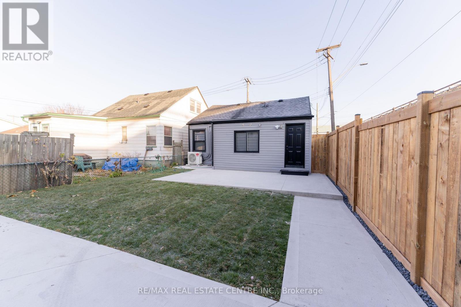 252 Grenfell Street, Hamilton, Ontario  L8H 3J9 - Photo 24 - X12574340